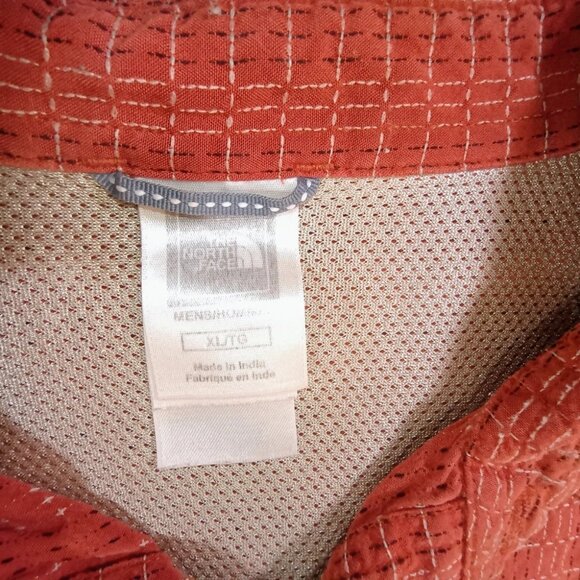 Northface Casual Button-Up Shirt Extra Large - Picture 2 of 8